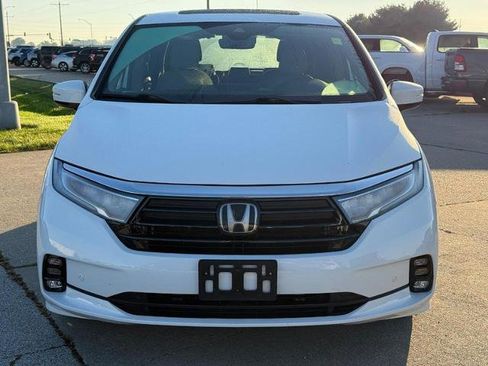 Used 2024 Honda Odyssey Elite image 9