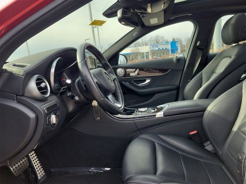 Used 2017 Mercedes-Benz C 300 4MATIC Sedan image 15