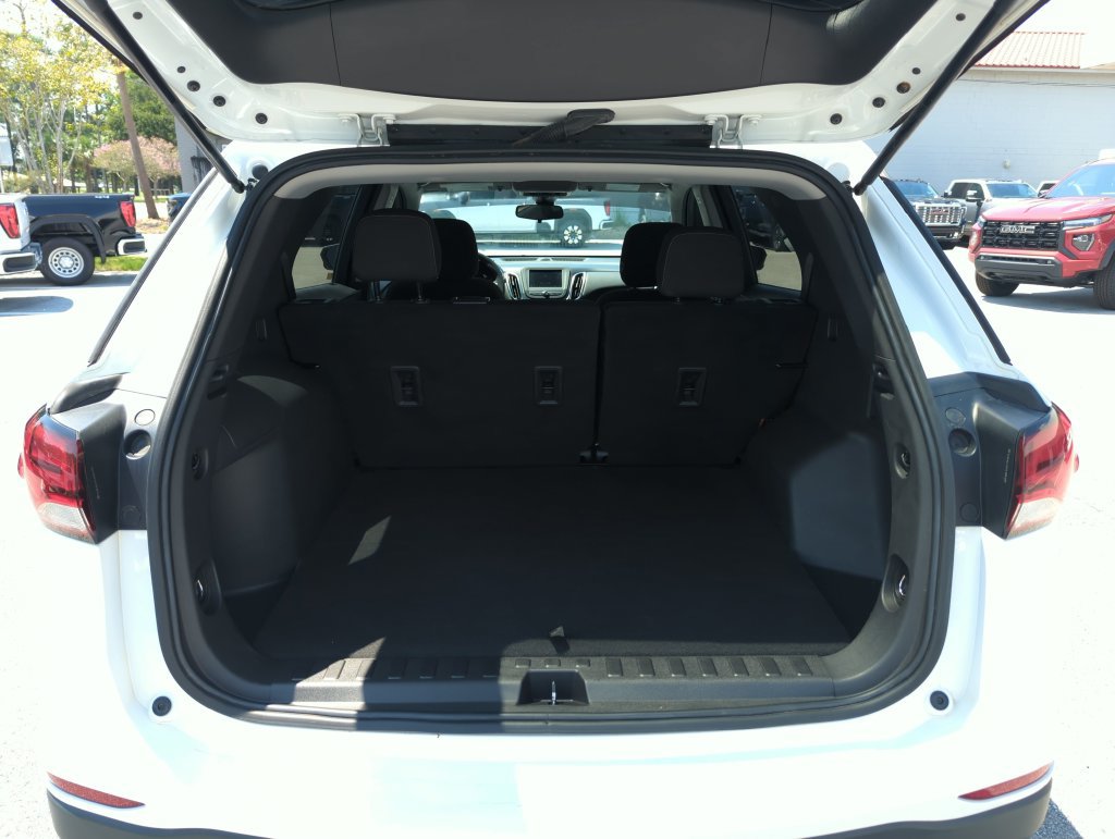 Used 2022 Chevrolet Equinox LT FWD image 27