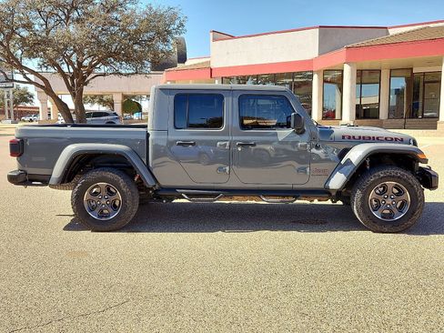 Used 2022 Jeep Gladiator Rubicon w/ LED Lighting Group image 5