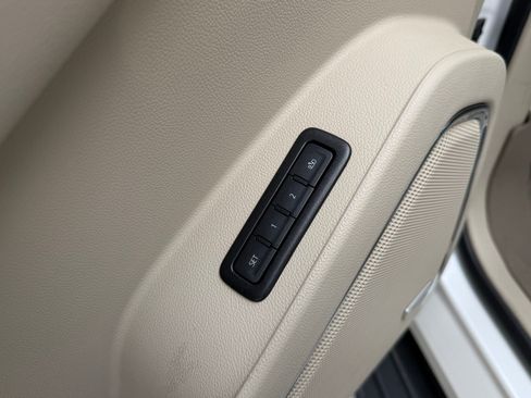 Used 2019 GMC Yukon Denali image 39