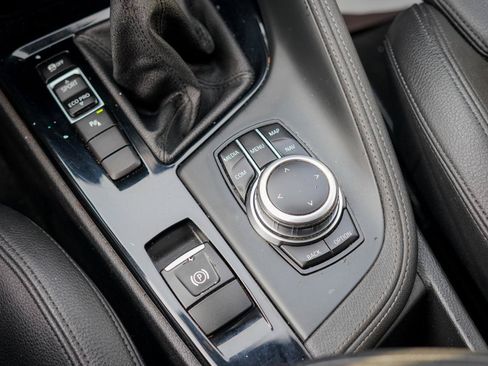 Used 2019 BMW X1 sDrive28i w/ M Sport Package FWD image 13