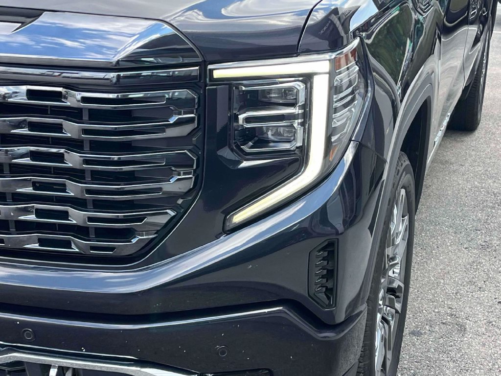 Certified 2024 GMC Sierra 1500 Denali Ultimate AWD/4WD image 9