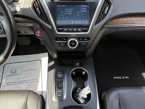 Used 2020 Acura MDX SH-AWD w/ Technology Package image 18