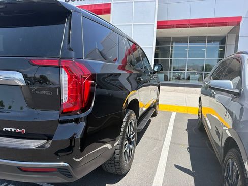 Used 2024 GMC Yukon AT4 w/ Technology Package AWD/4WD image 5