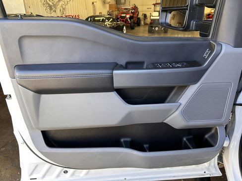 Used 2023 Ford F350 XLT w/ FX4 Off-Road Package image 3