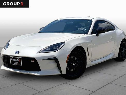 Used 2026 Toyota GR86 Premium RWD image 1