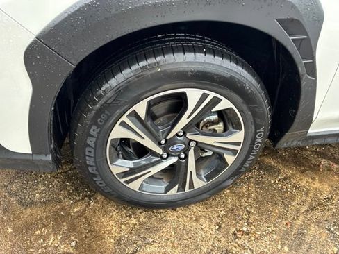 Used 2024 Subaru Crosstrek 2.0i Premium AWD/4WD image 11