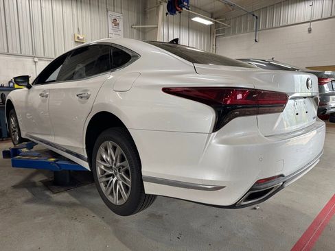 Used 2021 Lexus LS 500 AWD w/ Interior Upgrade Package image 3