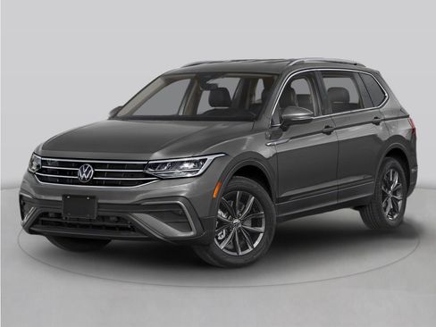 Used 2023 Volkswagen Tiguan S w/ Driver Assistance Package FWD image 1
