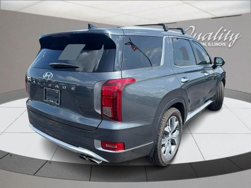 Used 2021 Hyundai Palisade Limited w/ Winter Package FWD image 4