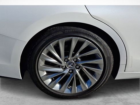 Used 2019 Lexus ES 350 Ultra Luxury image 7