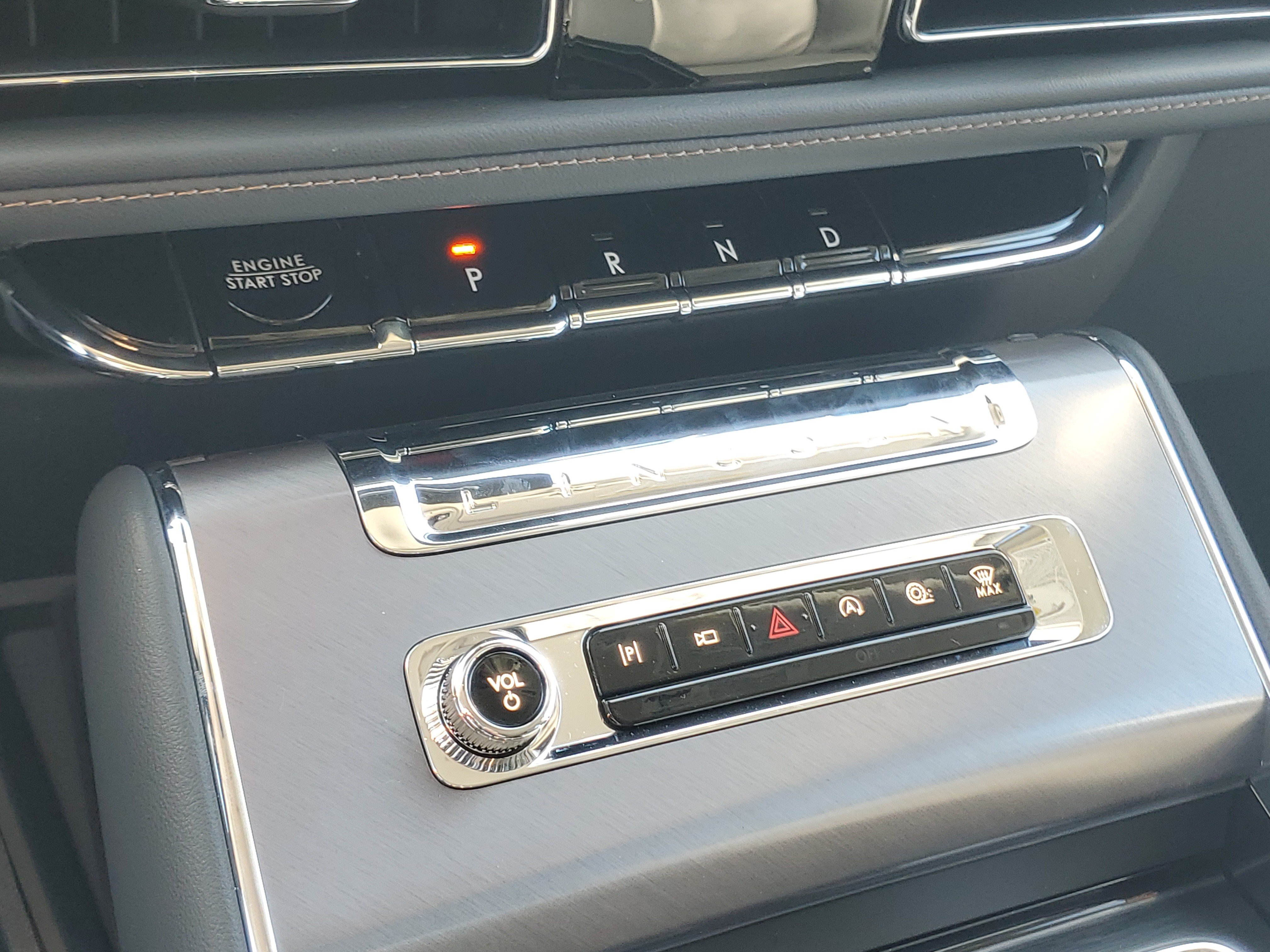 New 2027 Lincoln Aviator AWD image 21