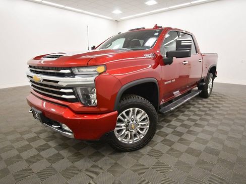 Used 2022 Chevrolet Silverado 3500 High Country w/ Z71 Off-Road Package image 2
