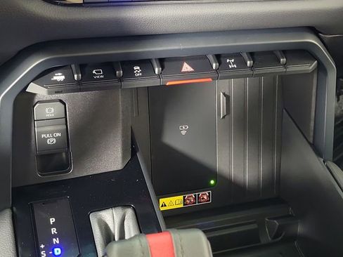 Used 2026 Toyota Sequoia TRD Pro AWD/4WD image 32