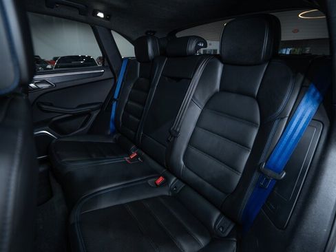 Used 2022 Porsche Macan GTS AWD/4WD image 29