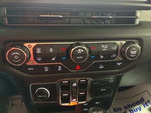 New 2026 Jeep Wrangler Unlimited Sport image 17