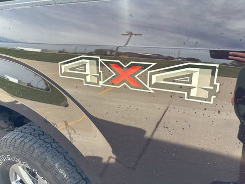 Used 2020 Ford F150 XLT w/ Equipment Group 302A Luxury AWD/4WD image 9