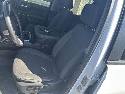 Used 2019 Chevrolet Silverado 1500 RST w/ True North Edition AWD/4WD image 13