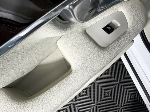 Used 2019 Volvo XC90 T5 Momentum AWD/4WD image 40