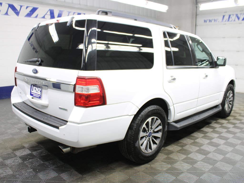 Used 2016 Ford Expedition XLT AWD/4WD image 6