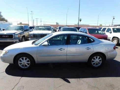 Used 2005 Buick LaCrosse CX w/ Silver Convenience Package image 4