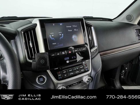 Used 2017 Toyota Land Cruiser w/ Preferred Accessory Package AWD/4WD image 13
