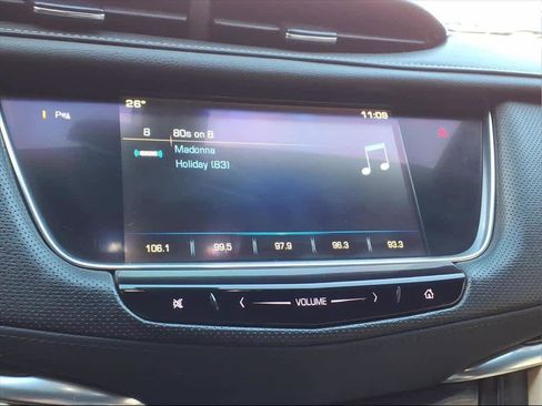 Used 2017 Cadillac XT5 FWD image 17