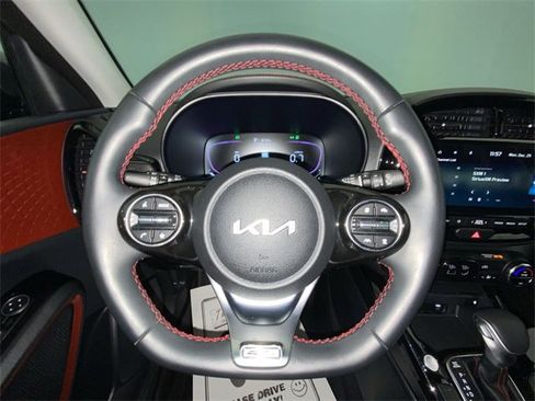 Used 2025 Kia Soul GT-Line w/ GT-Line Technology Package image 14