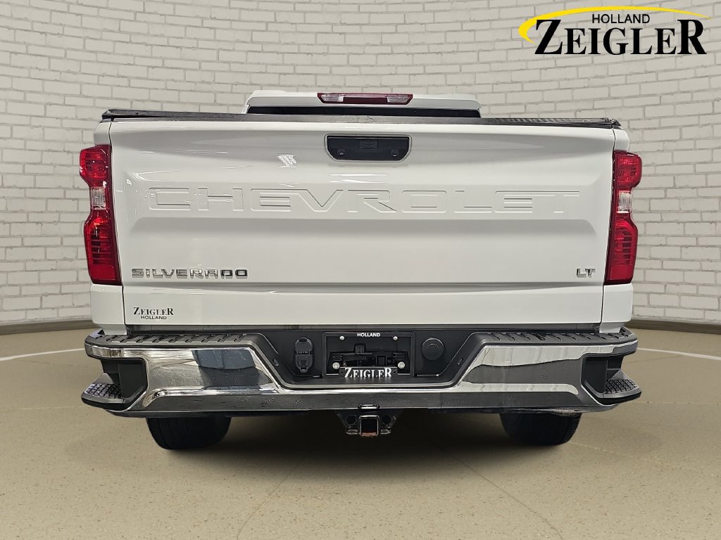 Used 2024 Chevrolet Silverado 1500 LT AWD/4WD image 6
