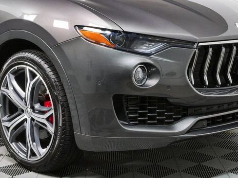 Certified 2023 Maserati Levante GT AWD/4WD image 38
