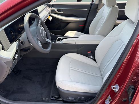 New 2026 Hyundai Sonata SEL FWD image 22