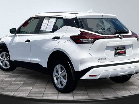 Certified 2023 Nissan Kicks S FWD image 3