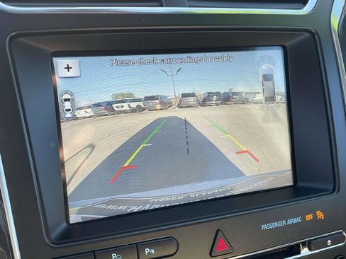 Used 2017 Ford Explorer Limited w/ Equipment Group 301A image 21