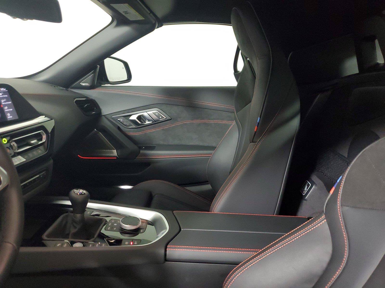 Used 2026 BMW Z4 M40i RWD image 11