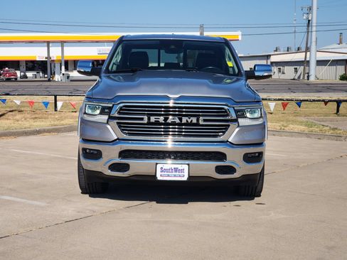 Used 2022 RAM 1500 Laramie AWD/4WD image 6