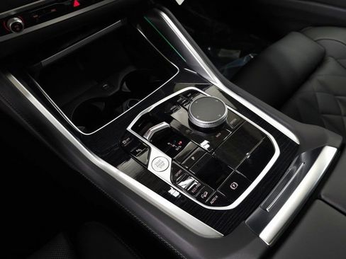 Used 2026 BMW X6 xDrive40i w/ Premium Package image 37