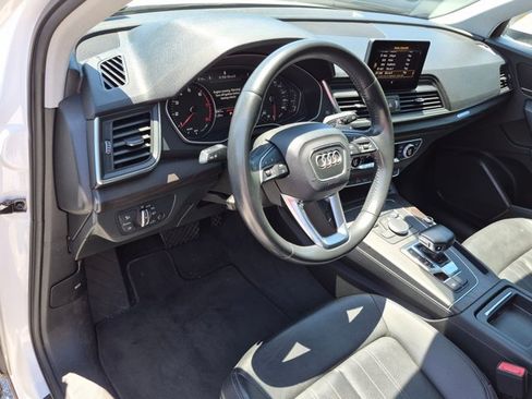 Used 2019 Audi Q5 2.0T Premium w/ Convenience Package AWD/4WD image 3