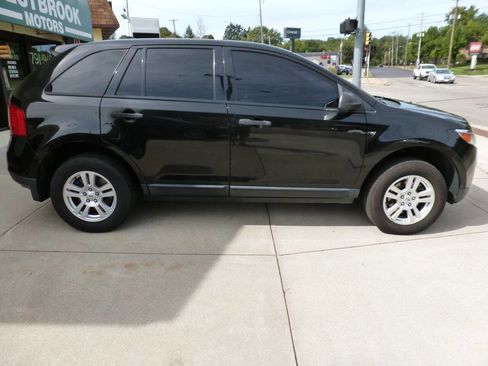 Used 2012 Ford Edge SE image 5