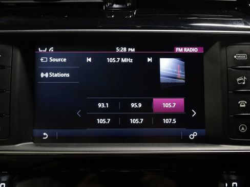 Used 2017 Jaguar F-PACE S AWD/4WD image 50