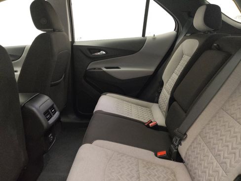 Used 2024 Chevrolet Equinox LS AWD/4WD image 18