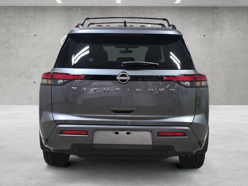 New 2026 Nissan Pathfinder SL image 15