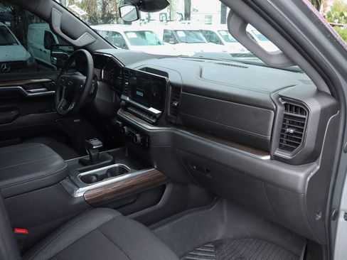 Used 2023 Chevrolet Silverado 1500 LT Trail Boss w/ Convenience Package II image 41