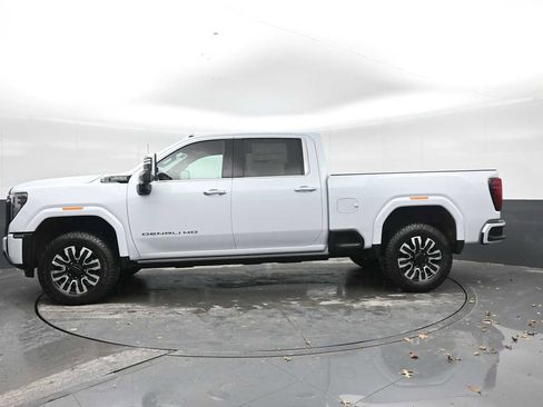 New 2026 GMC Sierra 2500 Denali Ultimate image 3