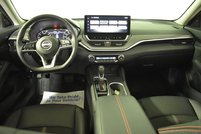 Certified 2026 Nissan Altima 2.5 SR w/ SR Midnight Edition Package FWD image 26