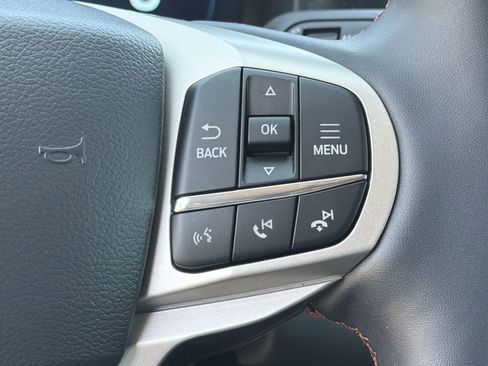 New 2026 Ford Explorer Active w/ Active Comfort Package image 13