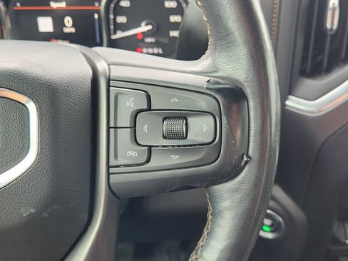 Used 2021 GMC Sierra 1500 AT4 w/ AT4 Premium Package AWD/4WD image 34