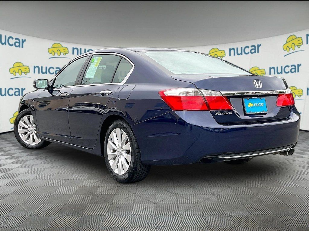 Used 2015 Honda Accord EX image 4