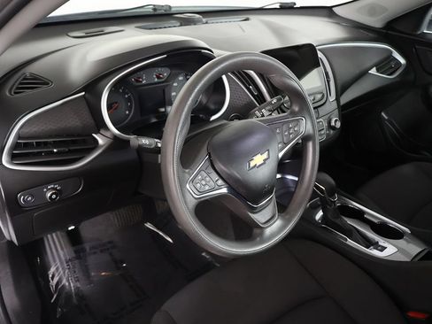 Used 2023 Chevrolet Malibu LT FWD image 23