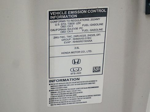 Used 2024 Honda Pilot TrailSport image 34